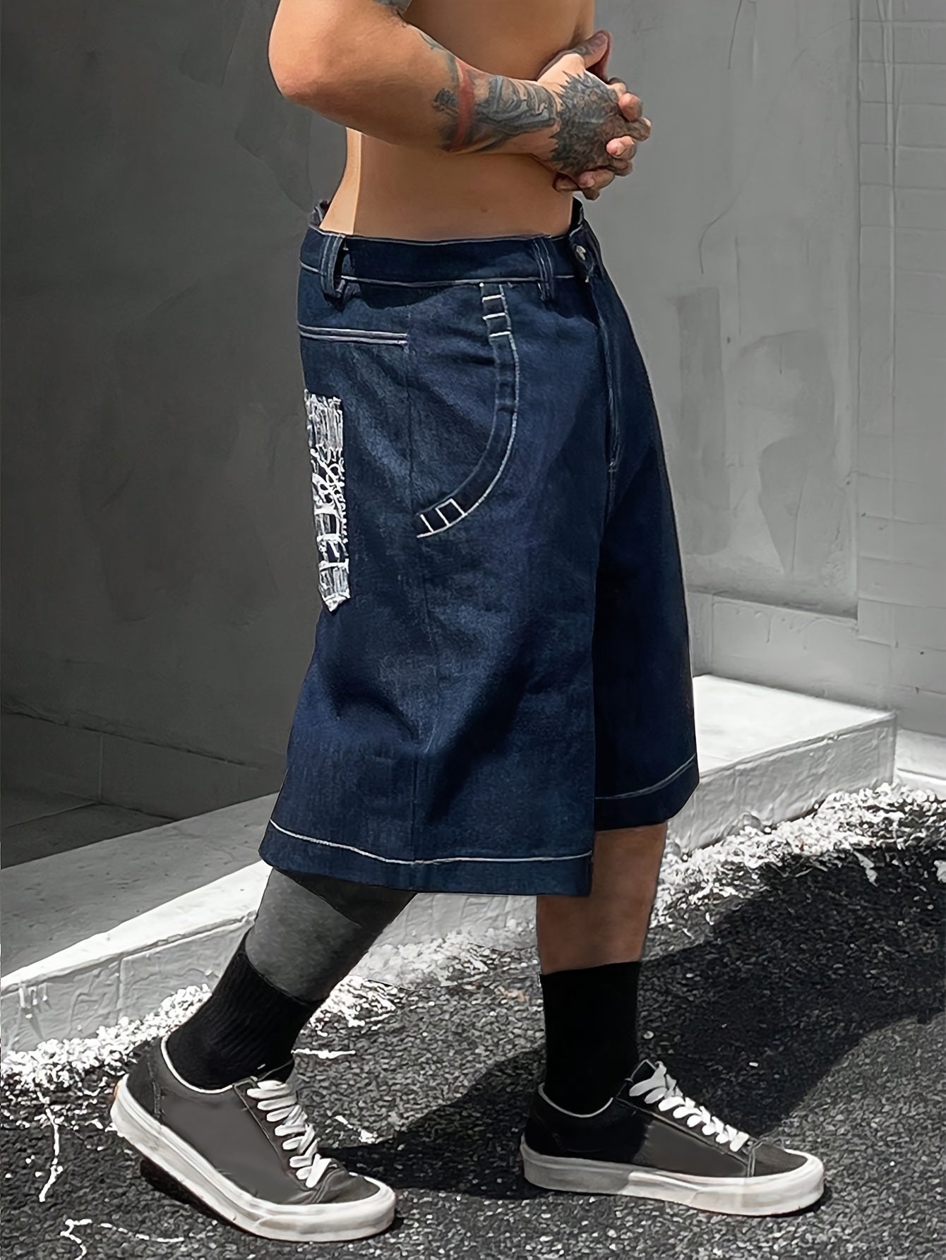 Pantaloni Bermuda in Denim Casual – Vestibilità Larga con Eleganti Ricami a Fiori