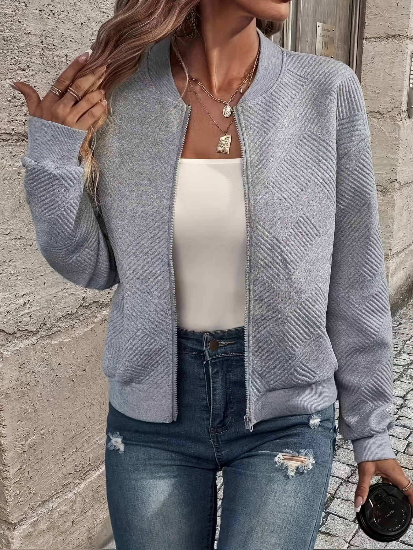 Giacca Bomber Intrecciata e Stilosamente Leggera - Comoda per Ogni Occasione