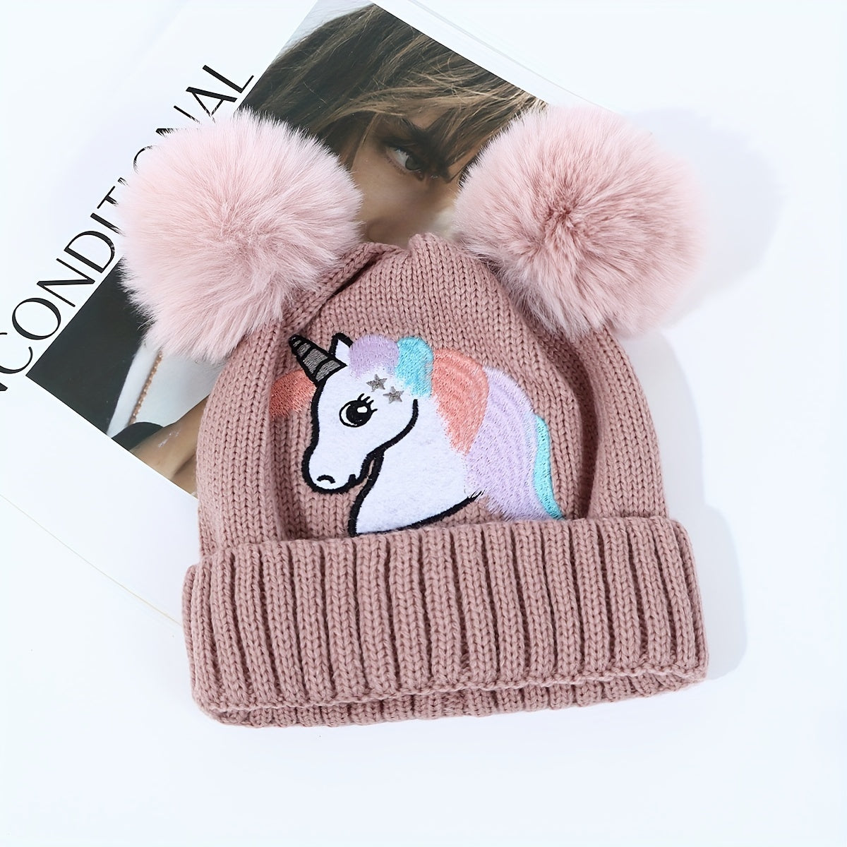 Cappello Unicorno Lila per Bambini - Accogliente e Caldo con Pompon