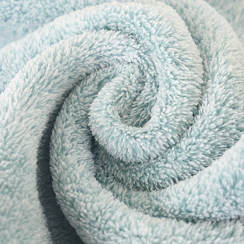 Set di Asciugamani in Morbido Velluto Corallo – Assorbente e Asciugatura Rapida