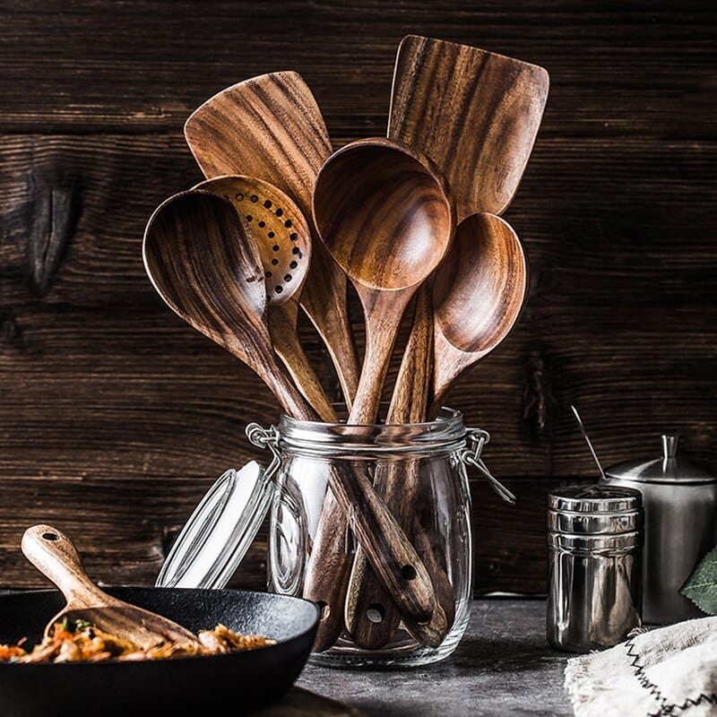 Set di Cucina in Legno Naturale – Cucinare in Modo Sostenibile e Stile