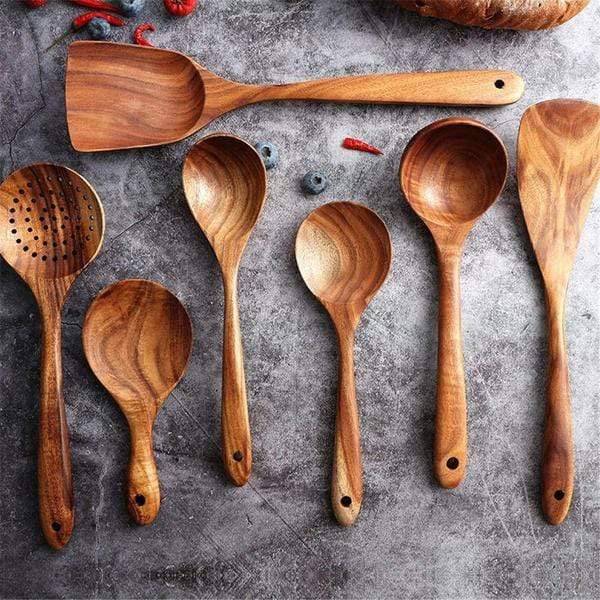 Set di Cucina in Legno Naturale – Cucinare in Modo Sostenibile e Stile