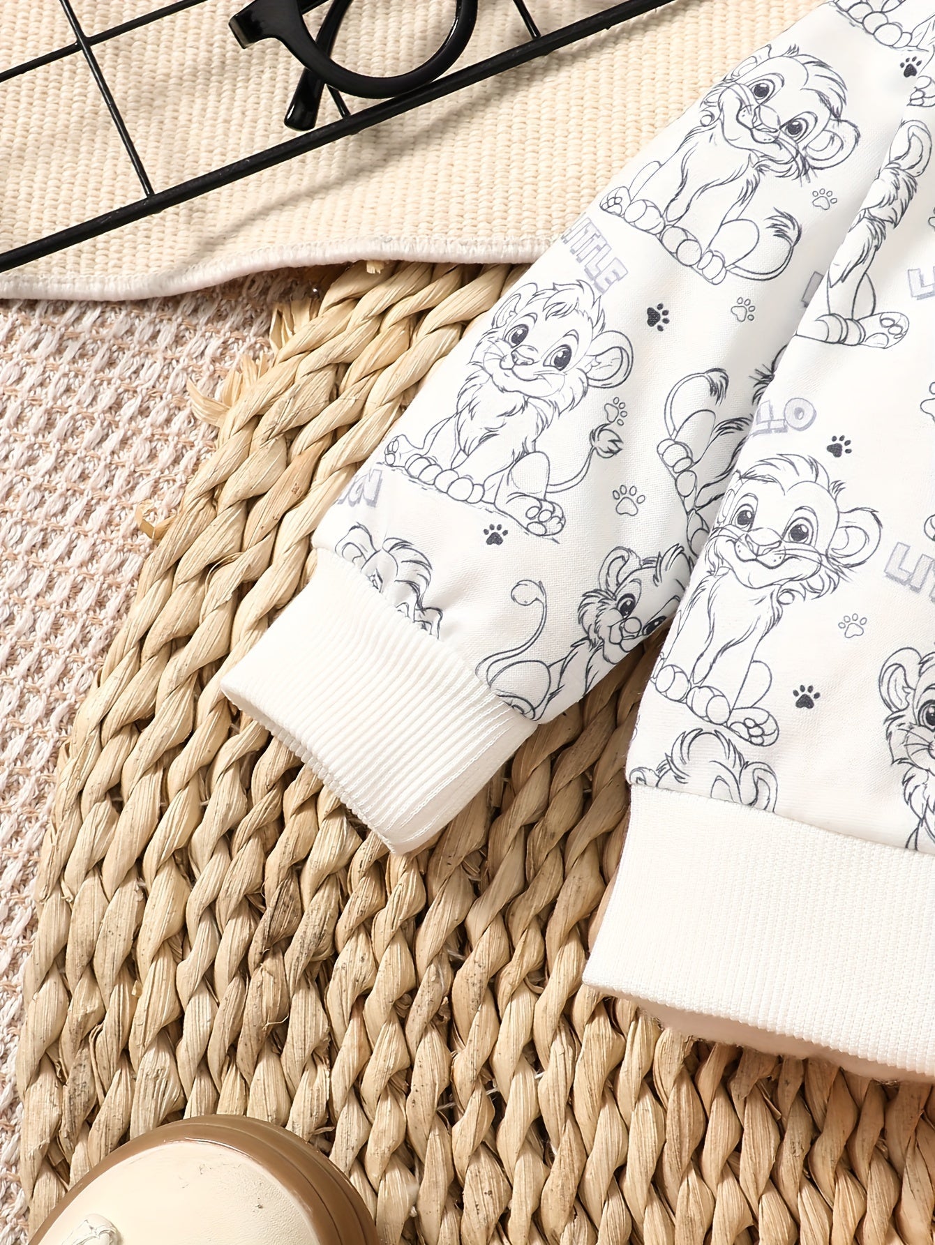 Set Jumpsuit Leone carino – Perfetto per Avventure in Autunno e Inverno