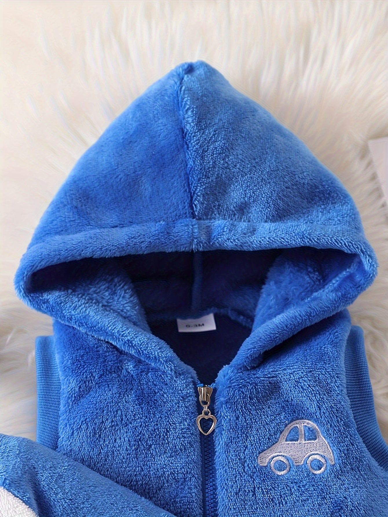 Set Zoomer Baby – Deliziosi Ricami di Auto per le Giornate Fredde