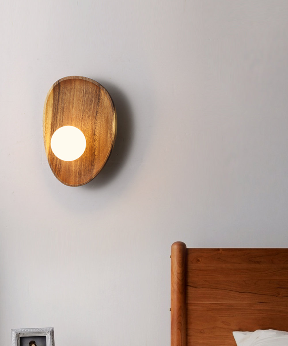 Lampada da parete minimalista - Legno e illuminazione d'atmosfera