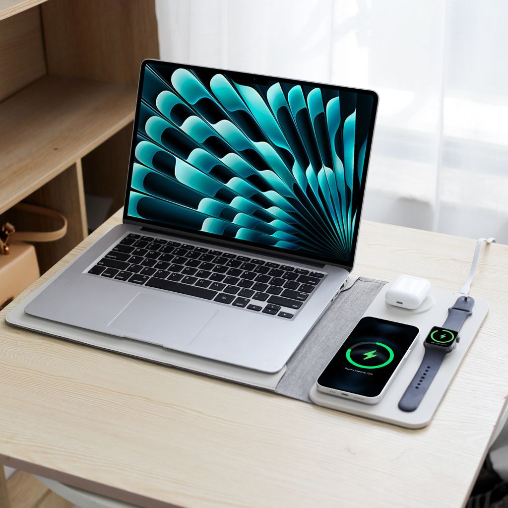 PowerDesk Sleeve – Custodia per Laptop Smart con Funzione di Ricarica Wireless