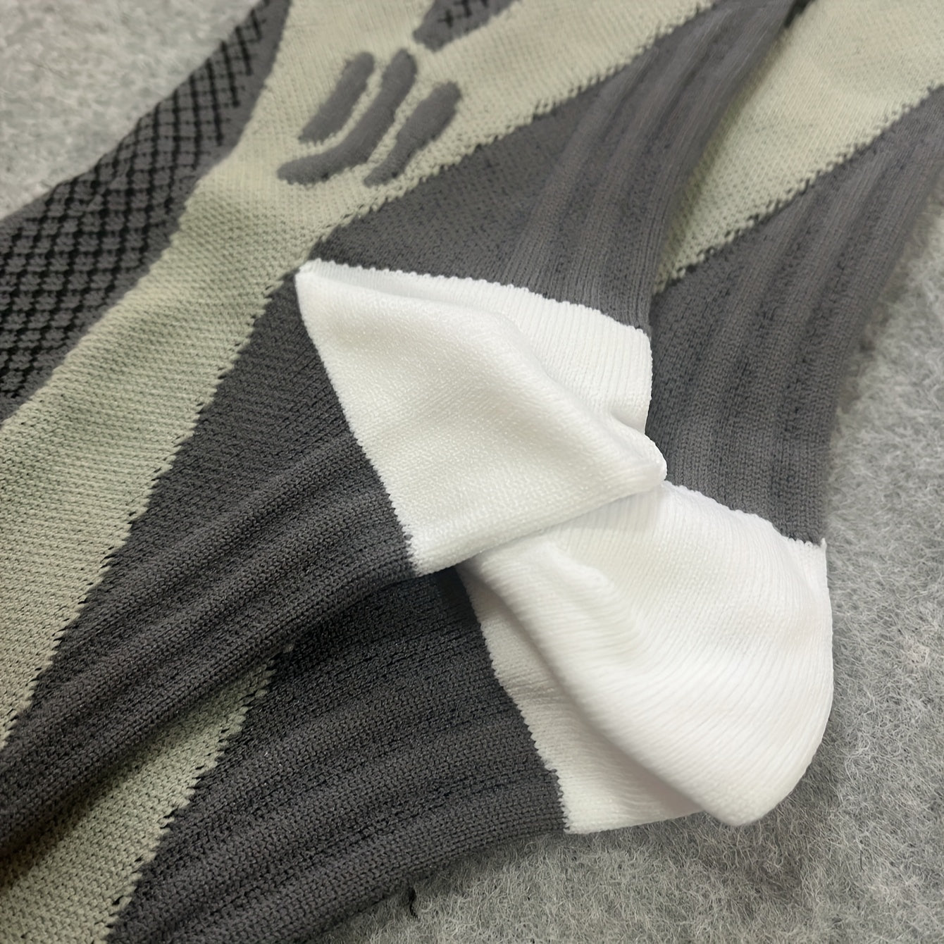 Calze Compressione Sportive per Donne – Traspiranti e Sostenitive per Attività e Recupero