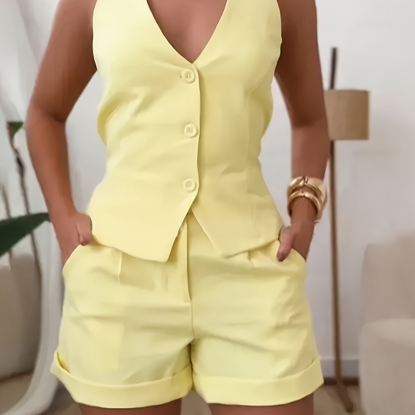 Set Estivo Giallo Chiaro – Femminile, Fresco e Confortevole