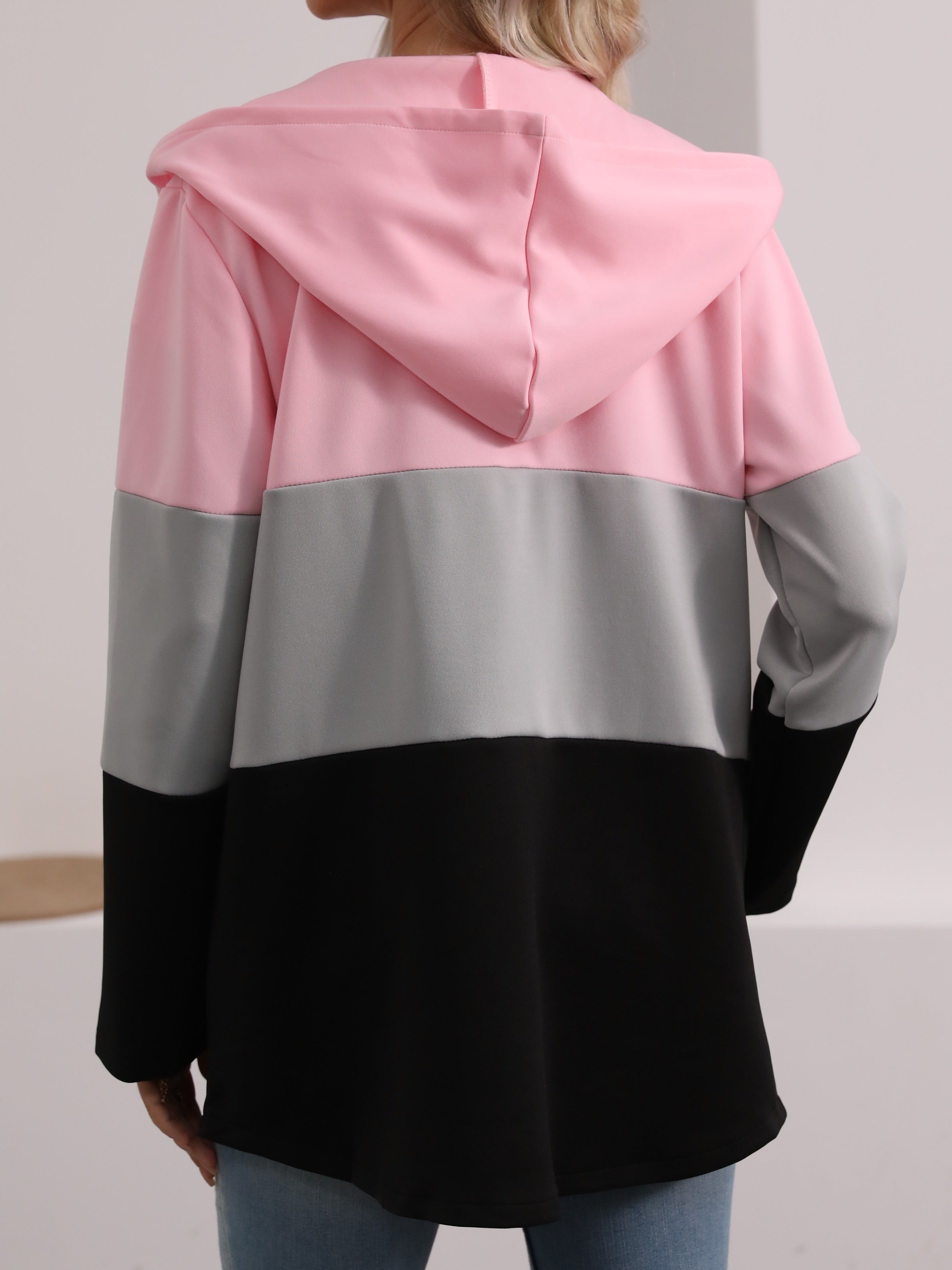 Giacca con Cappuccio a Zip in Color Block – Elegante e Confortevole per Outfit Casual