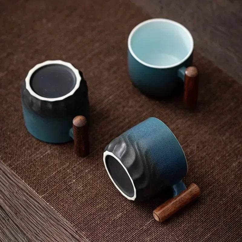 Tazza da Caffè Artigianale Nordica – Stile Lussuoso e Design Unico