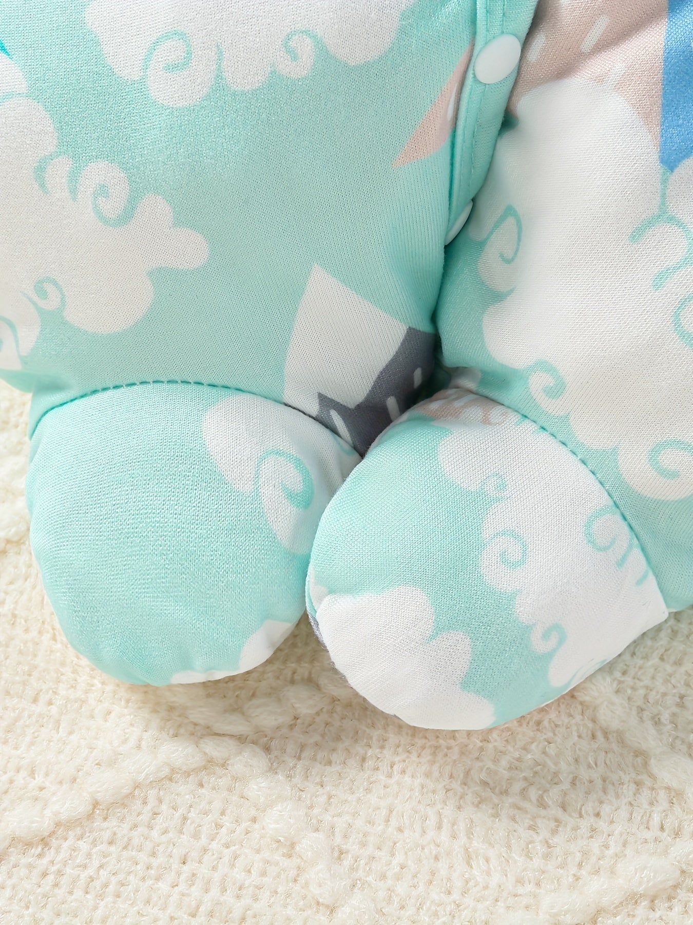 Set di Abbigliamento per Neonati da 9 Pezzi con Dinosauri, Nuvole e Pois – Include Body, Cappellino e Bavaglini