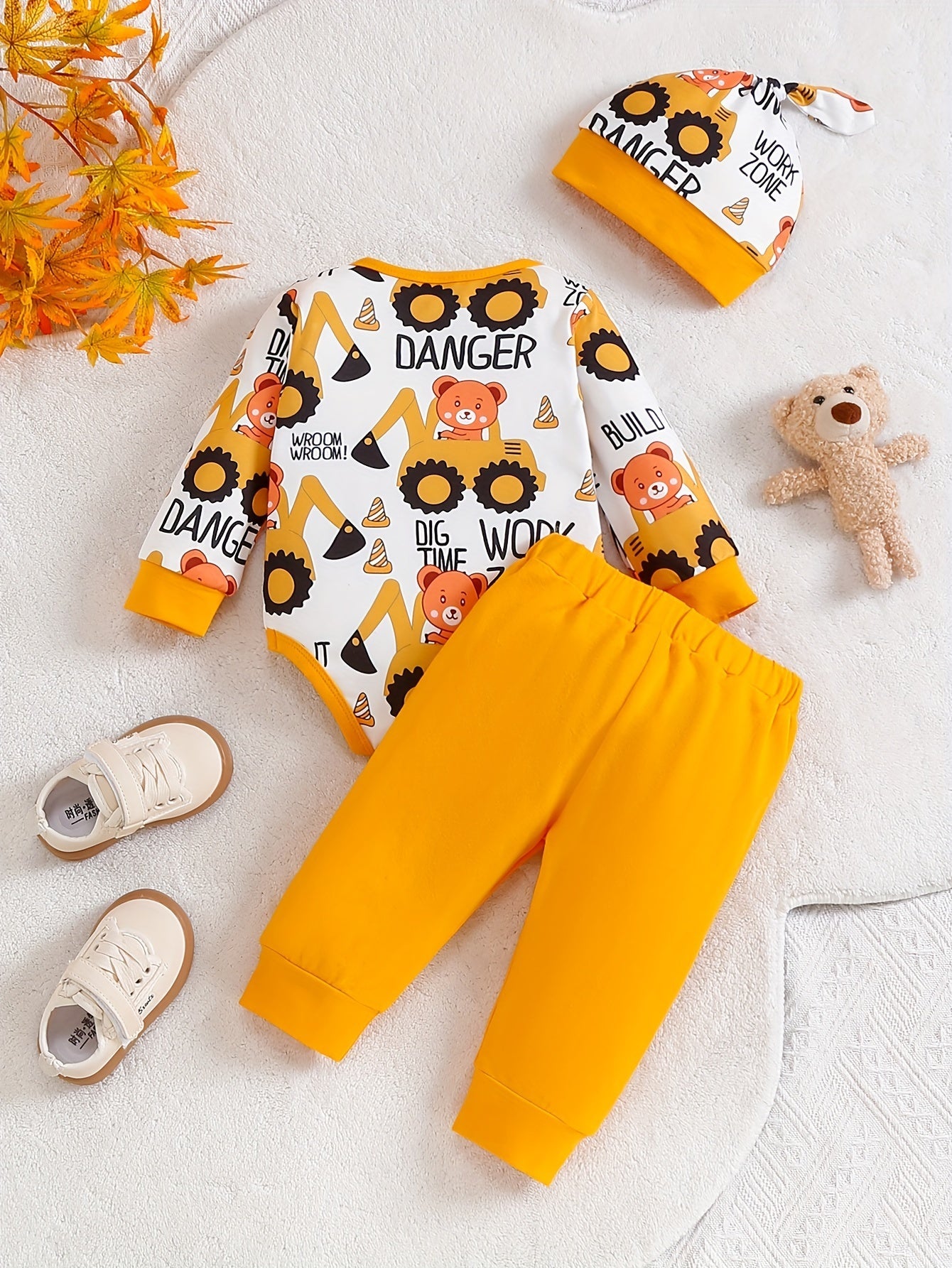 Outfit Avventura Baby Escavatore – Inclusi Body, Pantaloni e Beanie per Avventure all'Aperto