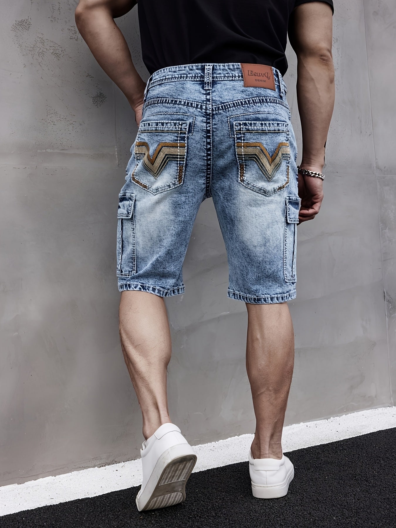 Pantaloni Corti in Denim Multi-Pocket da Uomo - Pratici e Confortevoli