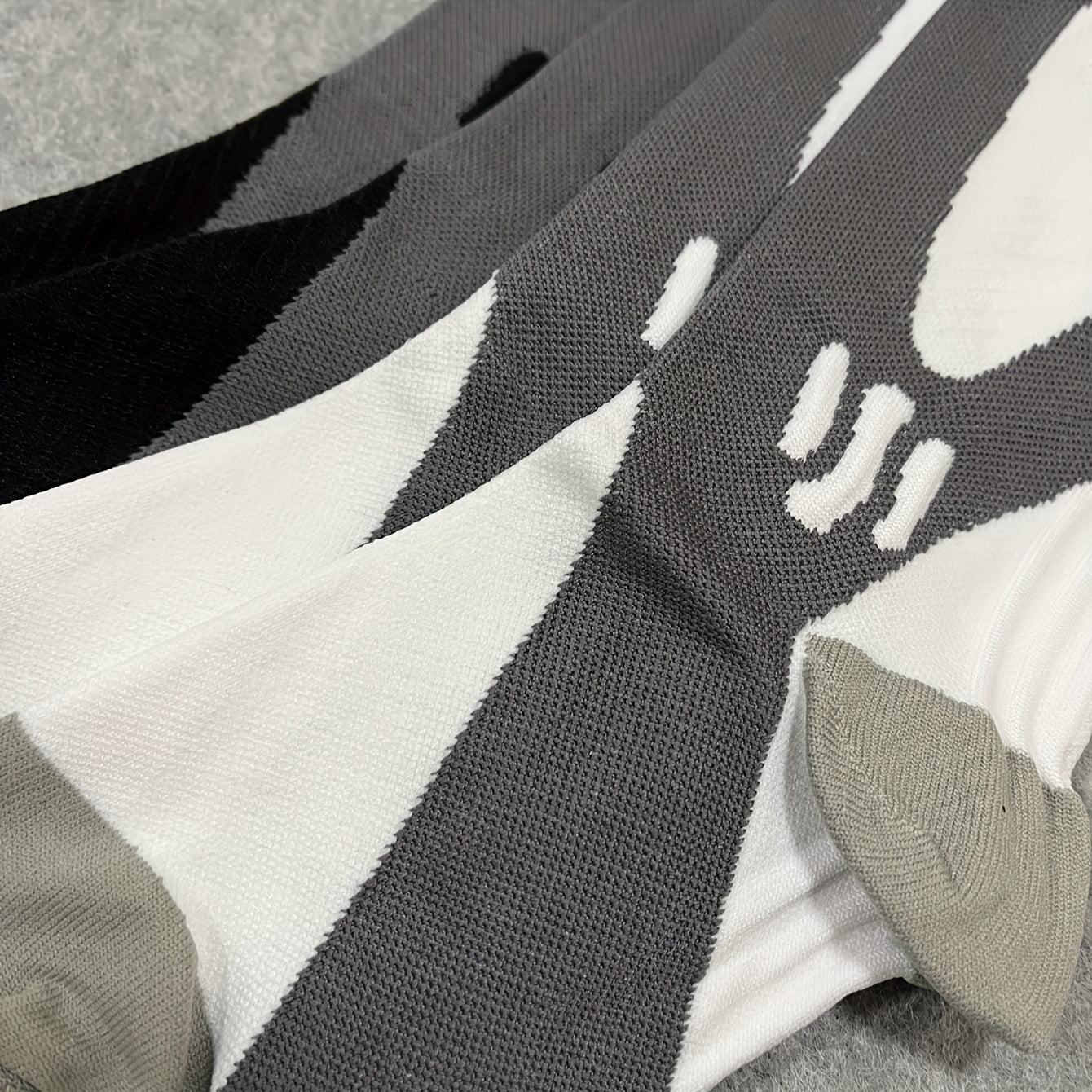 Calze Compressione Sportive per Donne – Traspiranti e Sostenitive per Attività e Recupero