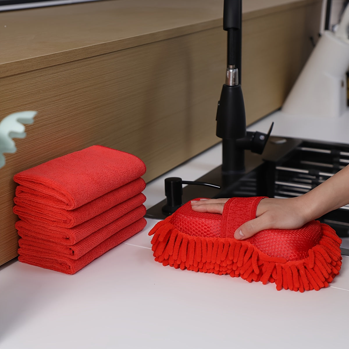 Set di Lavaggio Auto in Microfibra – Spugne e Asciugamani per Risultati Brillanti