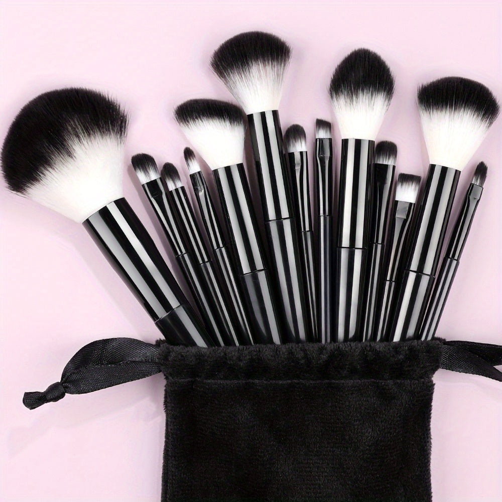 Set di Pennelli Make-up Fluffé - Un Regalo Perfetto per la Festa della Mamma