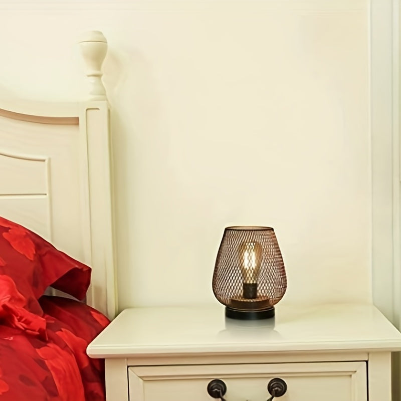 Set di Lampade da Tavolo RusticMesh – Stile Industriale e Illuminazione Atmosferica