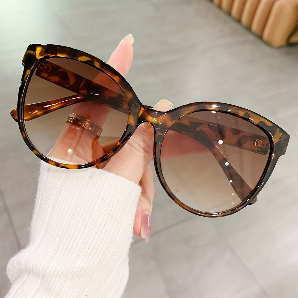 Occhiali da sole Cat-Eye di Lusso per Donne – Oversized e Stilosamente per Giornate di Sole