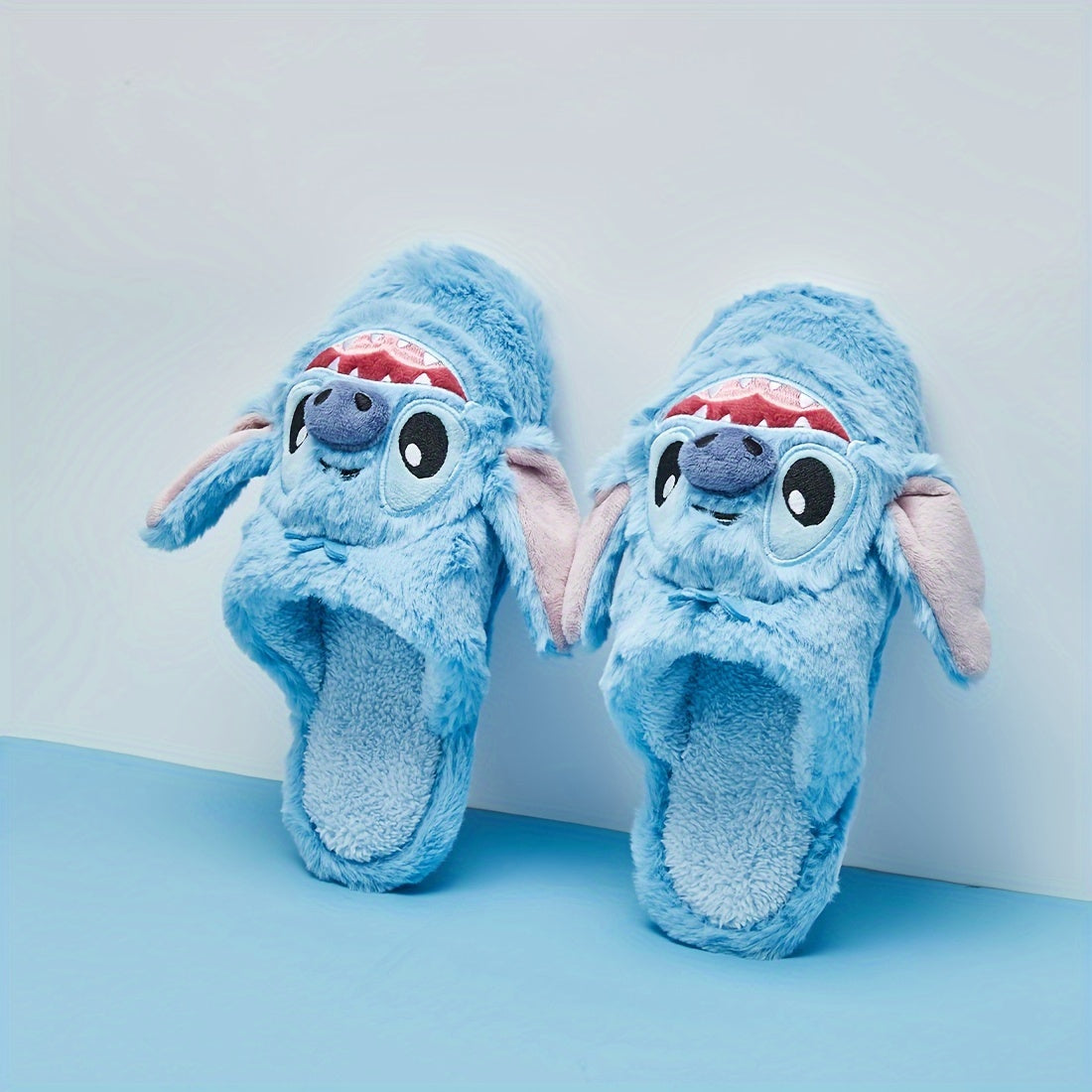 Pantofole in Peluche Disney Stitch – Morbide e Calde Pantofole da Casa per i Giorni Freddi