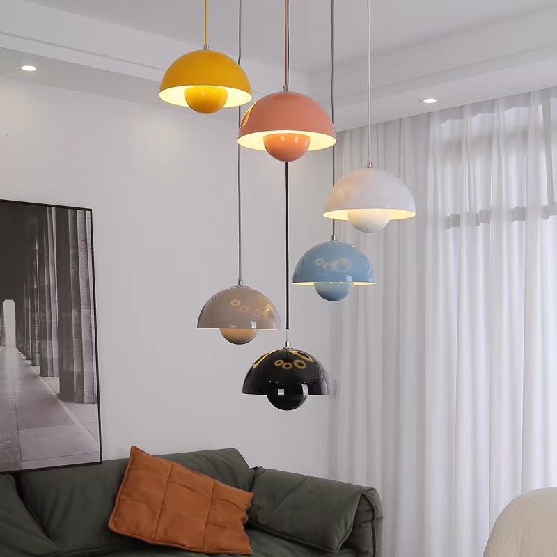 Lampada a Sospensione Nordic Bloom – Design Colorato e Atmosfera Calda