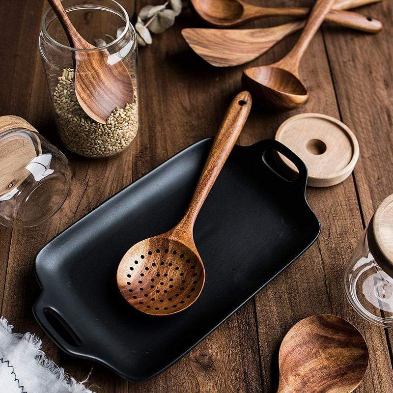 Set di Cucina in Legno Naturale – Cucinare in Modo Sostenibile e Stile