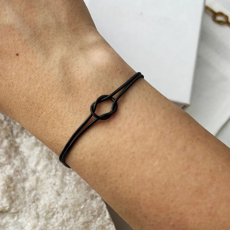 Elegante Bracciale con Nodo – Sottile e Raffinato