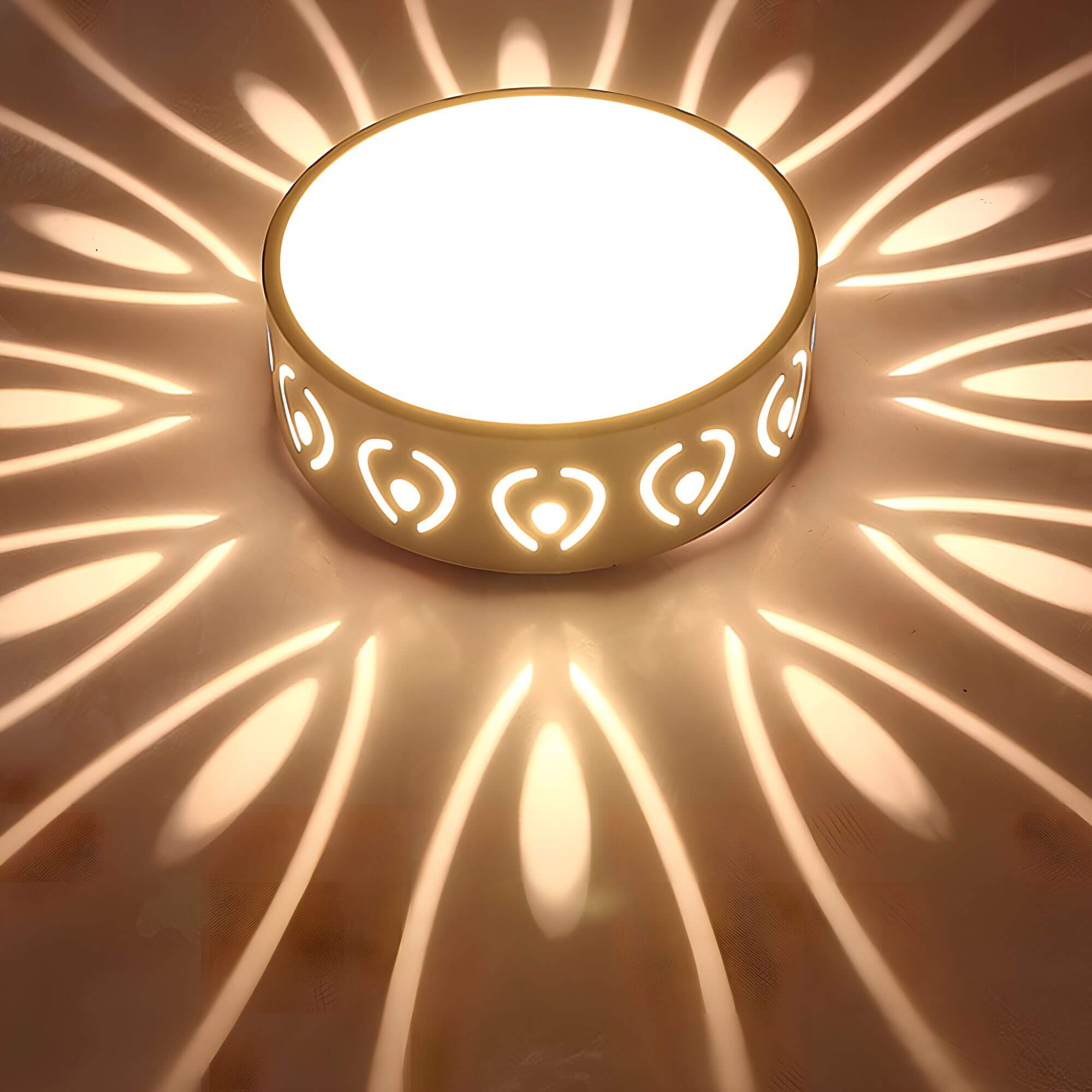 Lampada da soffitto LED Aurora - Illuminazione suggestiva con eleganti motivi