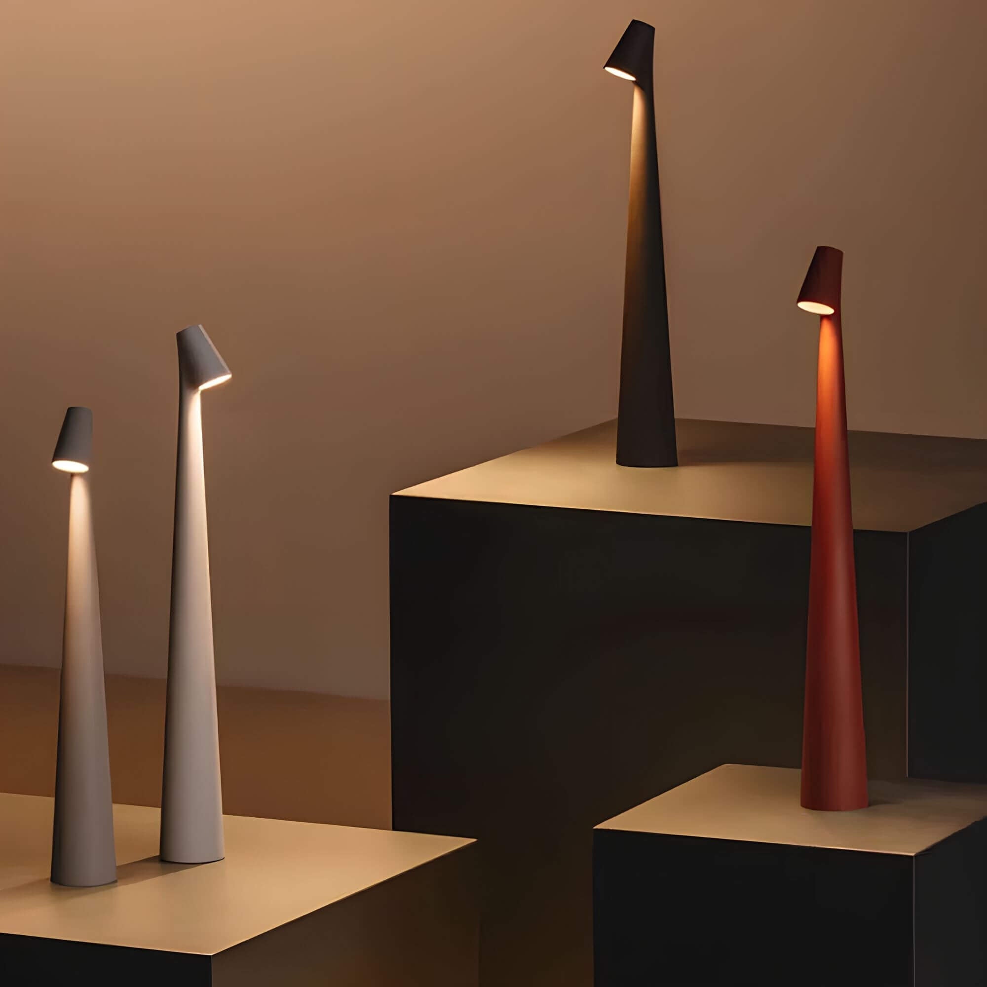 Lampada da Terra Nordic Elegance - Illuminazione Elegante e Dimmerabile per Interni Moderni