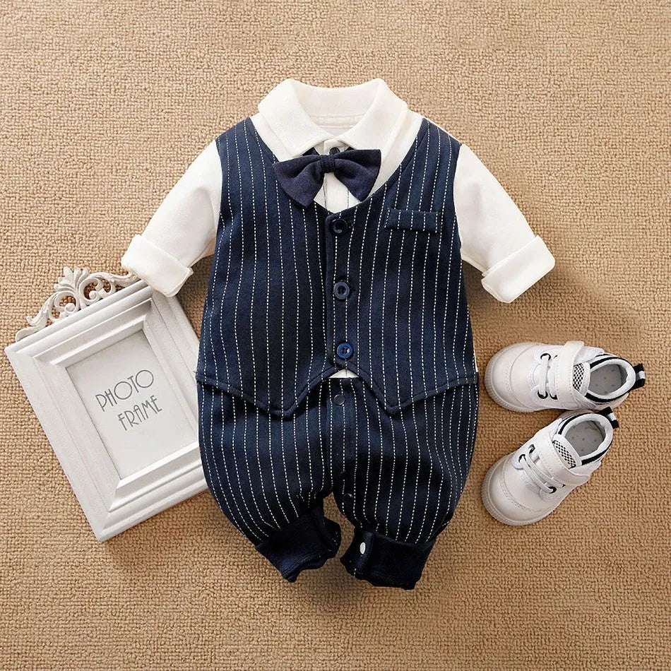 Completo Tuxedo Chic per Bambini - Perfetto per Feste