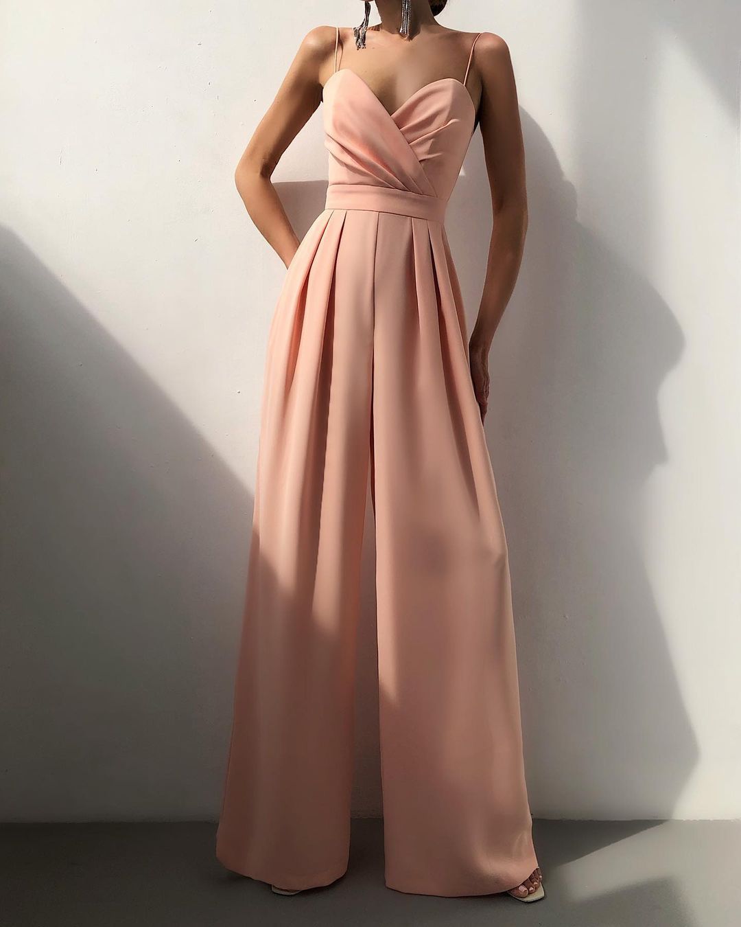 Jumpsuit Elegante Allure - Outfit Elegante per Occasioni Speciali
