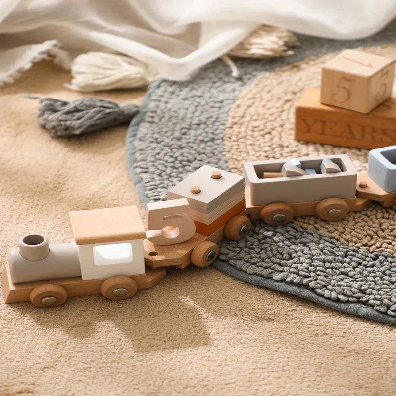 Treno di Legno Creativo – Per un divertimento educativo