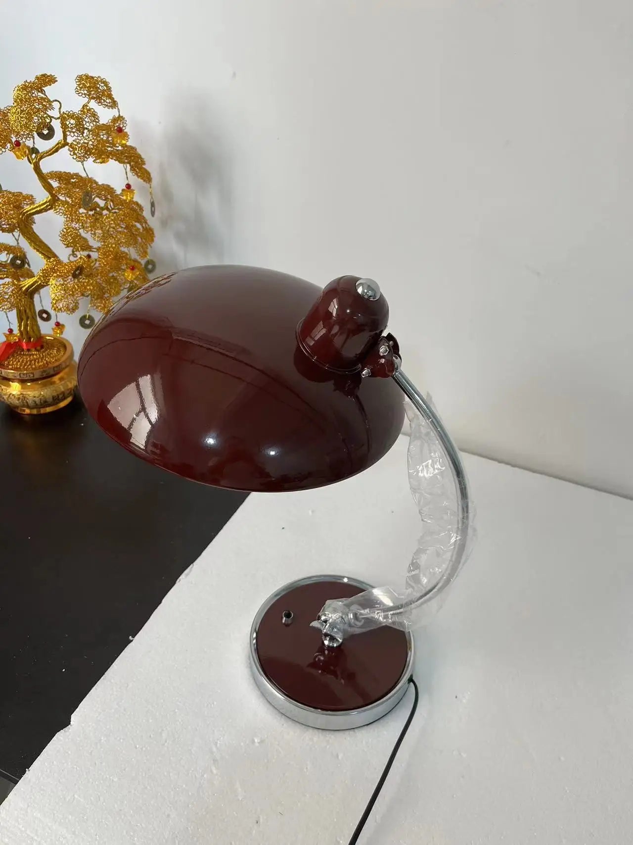 Lampada da Tavolo Retro Elegante - Crea un'Atmosfera Accogliente