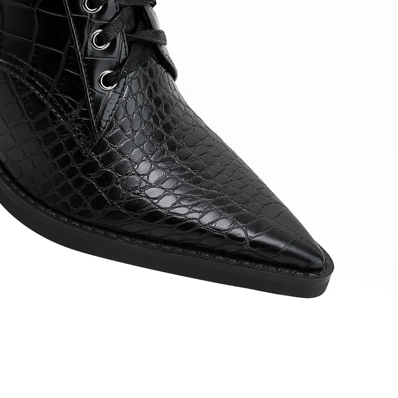 Stivali da Donna con Lacci e Motivo Croco – Stile Western con Punta Affilata