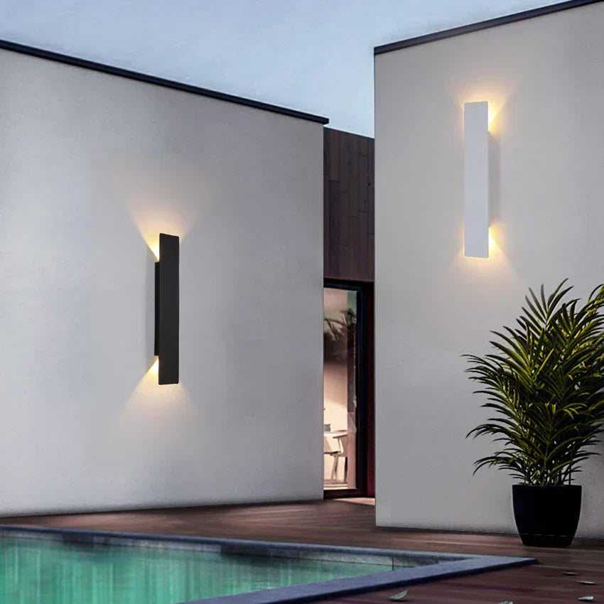 AquaLine LED Lampada da Parete Esterno – Design Elegante con Involucro Resistente alle Intemperie