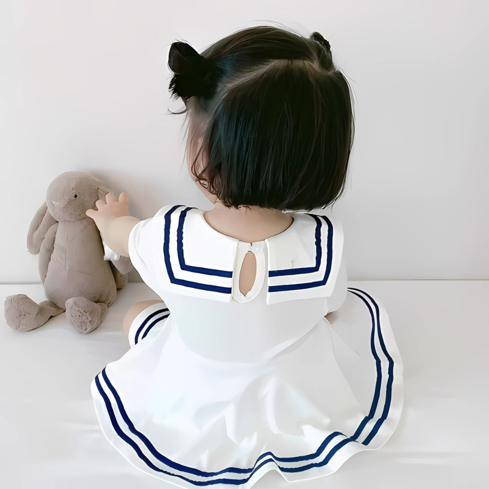 Abito da Bambina Marina con Fiocco – Design Estivo Carino e Confortevole