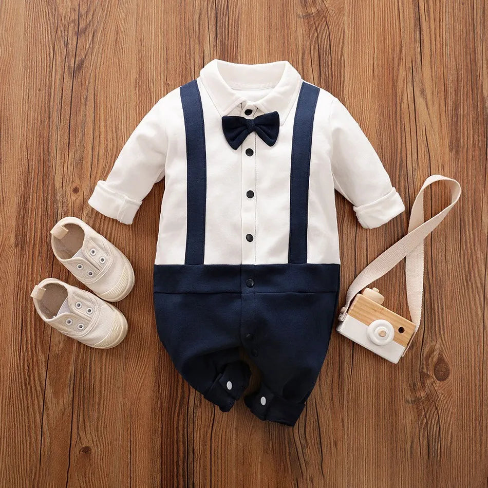 Completo Tuxedo Chic per Bambini - Perfetto per Feste
