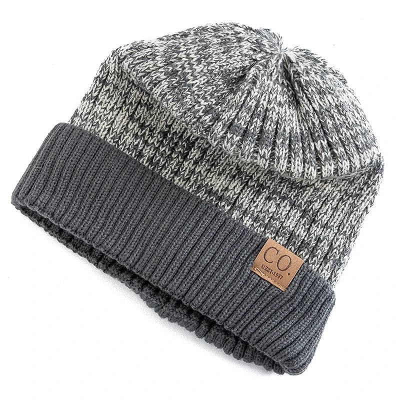 Beanie Invernale Caldo - Elegante e Confortevole per i Giorni Freddi