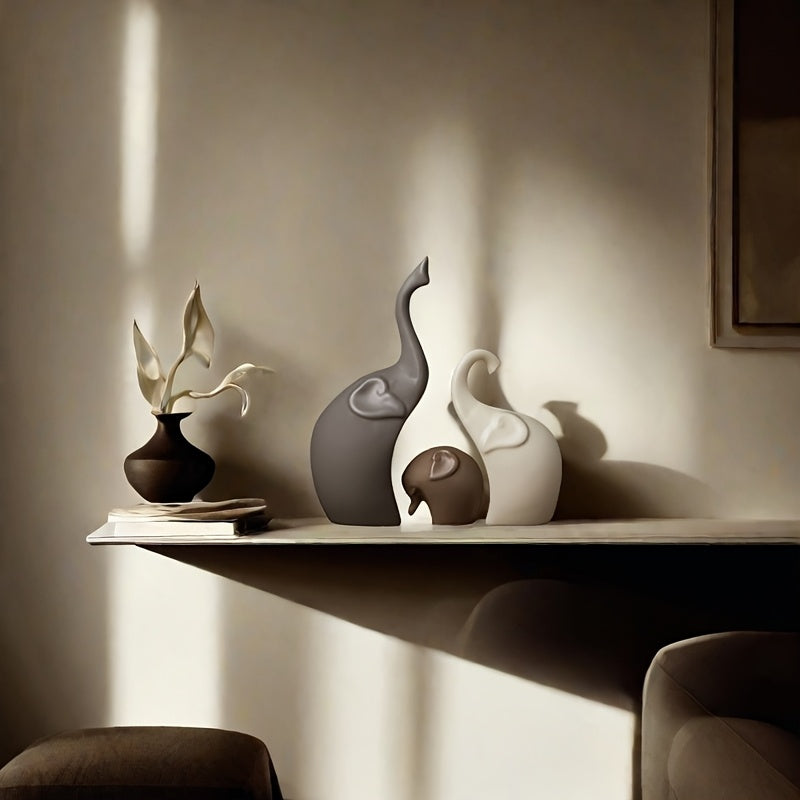 Set di 3 Statue di Elefanti in Ceramica – Decorazione Moderna Opaca per Soggiorno o Ufficio