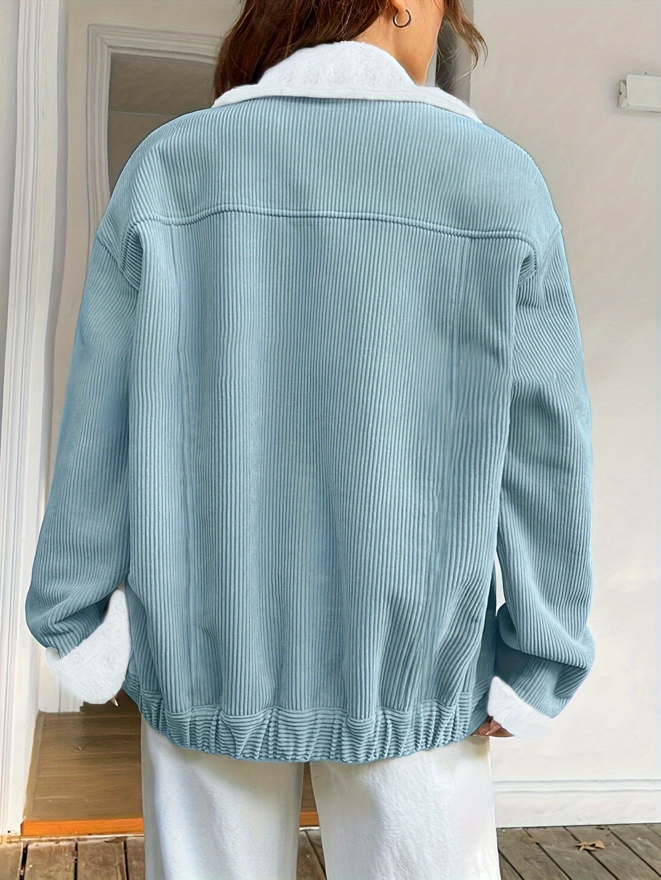 Giacca da Donna Elegante per Autunno e Inverno – Colore Unito con Collo e Bottoni