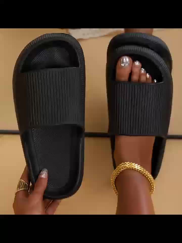 RelaxFit Ciabatte con Suola Spessa – Confortevoli e Sicure