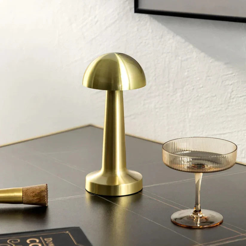 AuraLux Lampada da Tavolo – Moderna, Minimalista e Dimmerabile