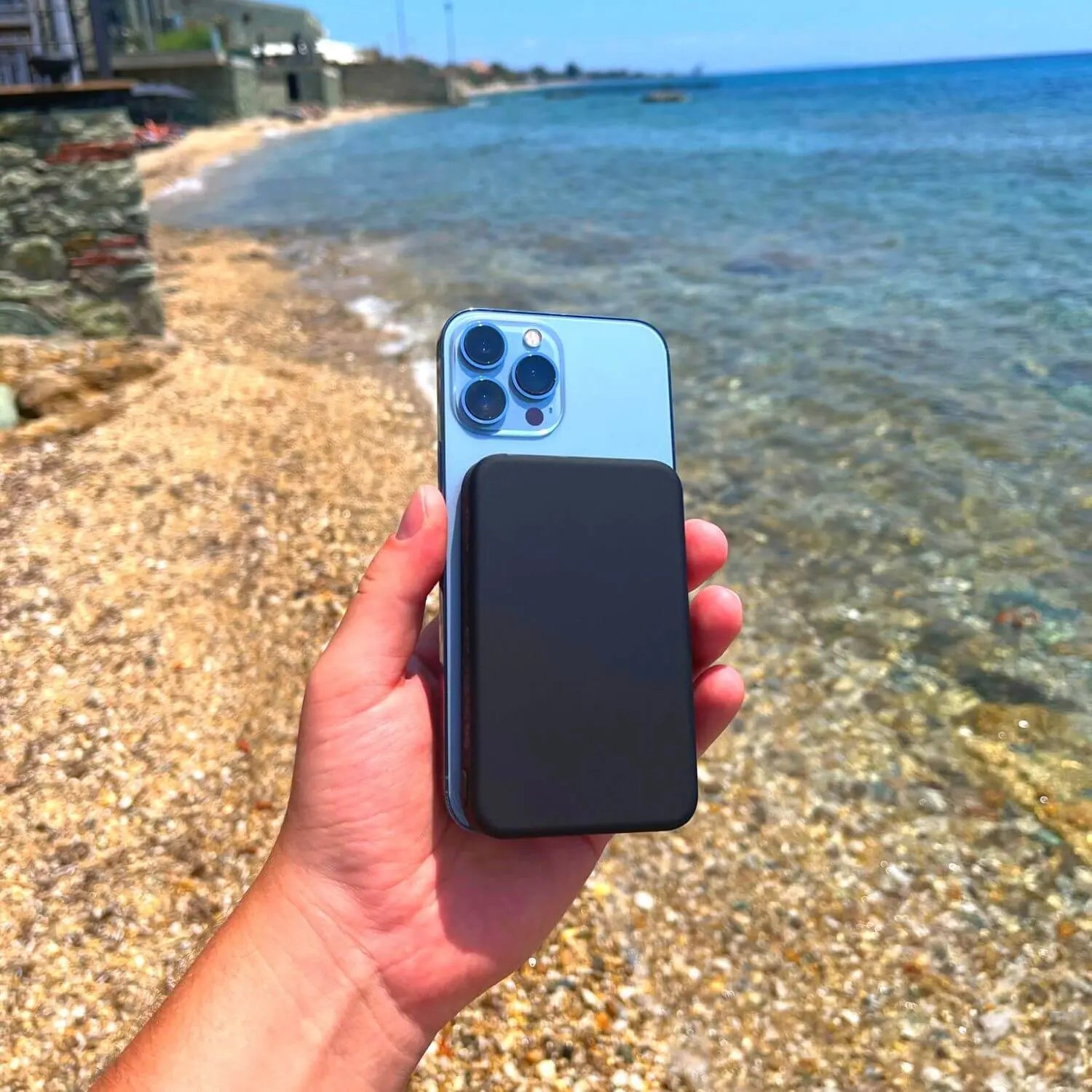 MagBoost SnapCharger – Powerbank Magnetica Slim per Viaggi