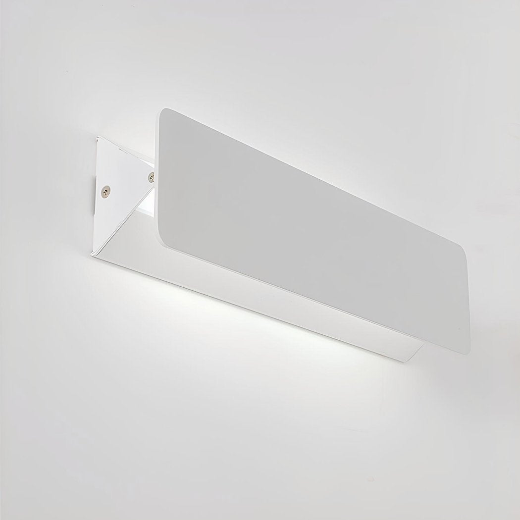 FlexiGlow Moderna Lampada da Parete Bianca – Flap Regolabile per una Perfetta Diffusione della Luce