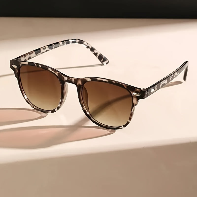 Occhiali da Sole Retro alla Moda per Donna e Uomo – Design Tartarugato per Spiaggia e Vacanze