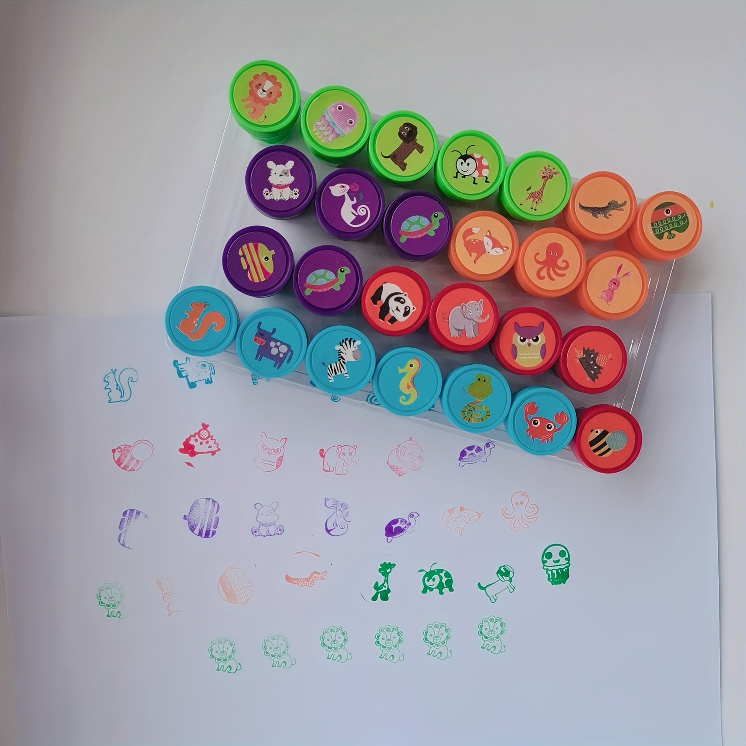 Set di Timbri Colorati di Animali – 26 Timbri Diversi per Creazioni e Educazione Creativa