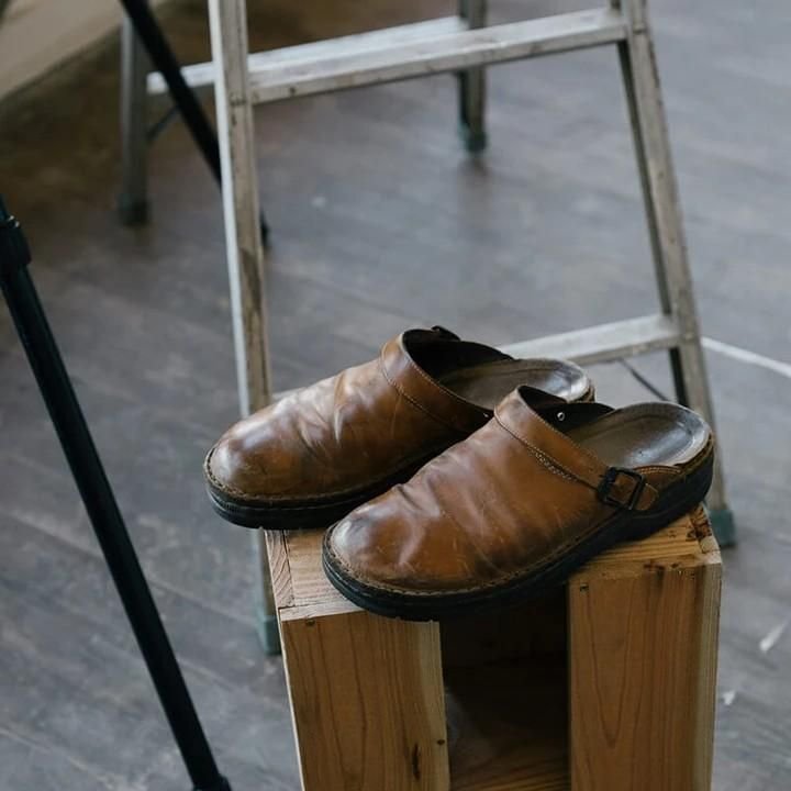 Scarpe da Uomo Confortevoli - Zoccoli Eleganti per Ogni Occasione