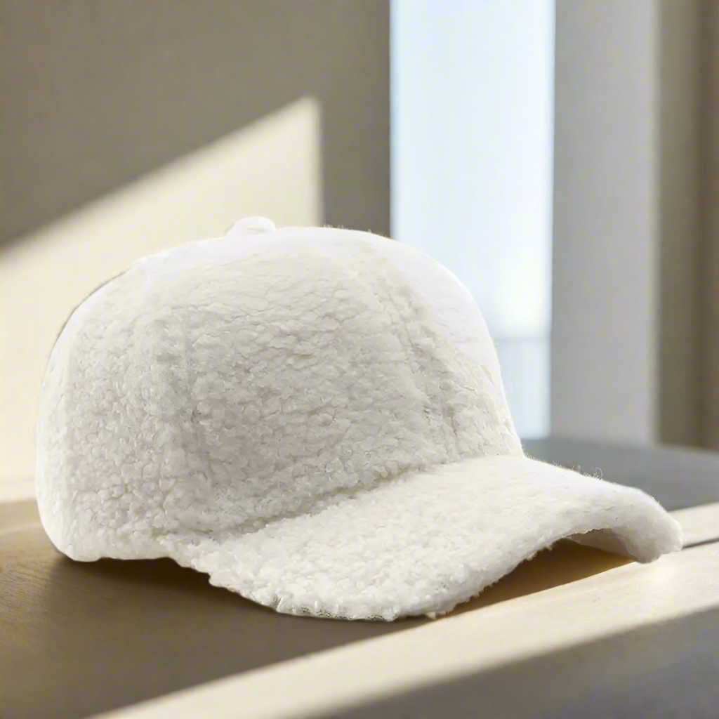 Cappello Teddy Accogliente - Per un Look Confortevole e Caldo