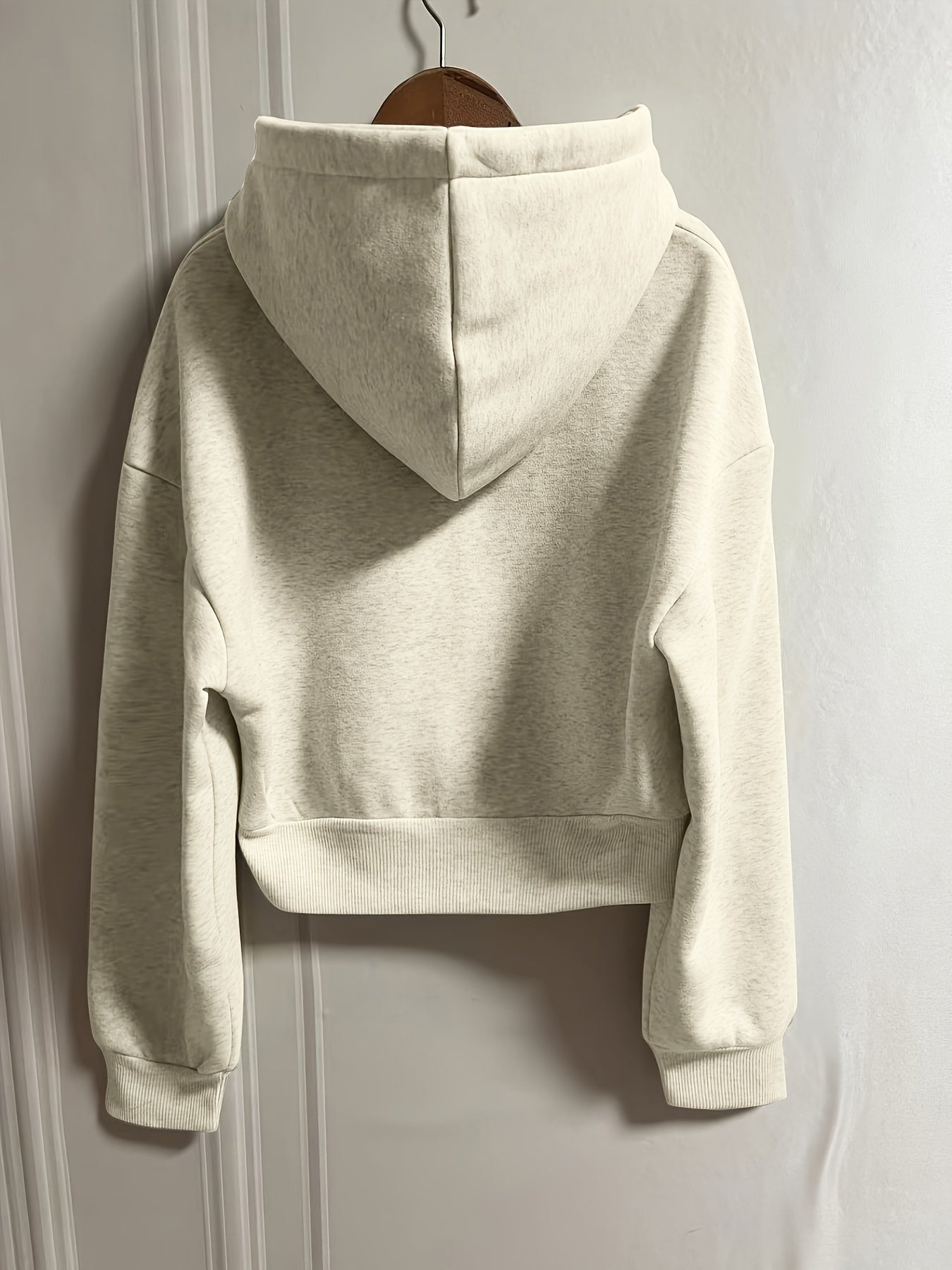 CozyVibe Zip-Up Hoodie – Comfort e Casual Chic
