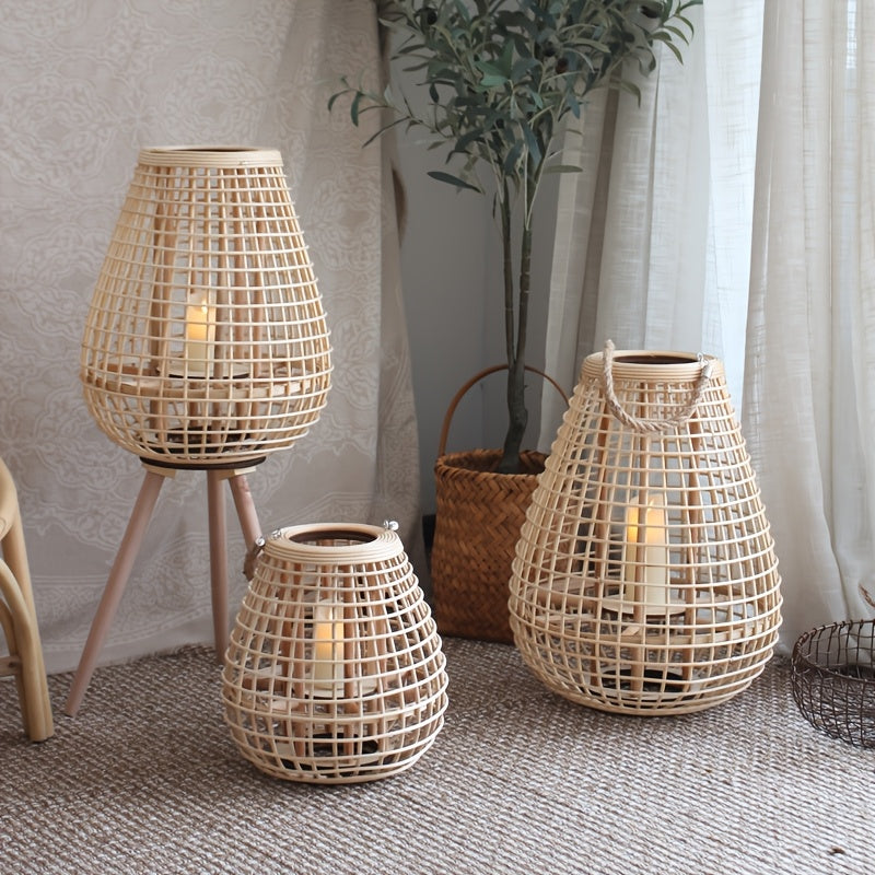 Lanterna in Rattan Intrecciata a Mano con Portacandele – Pezzo Decorativo Singolo per Soggiorno, Balcone o Ristorazione