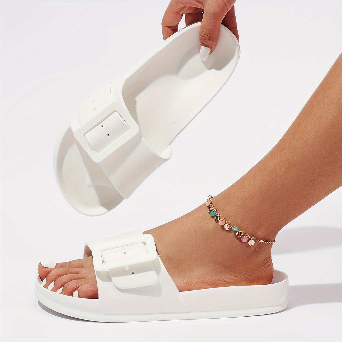 Ciabatte da Donna Con Cinturino – Leggere e Regolabili per Interni ed Esterni